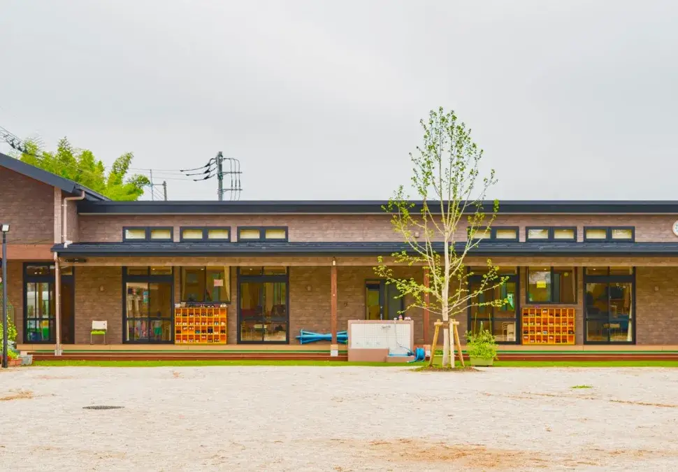 【本部スタッフ・保育SV】月給30万〜35万円＋賞与3ヶ月分◎年間休日120日以上！現場経験を活かして「保育の質」を支える専門職（正職員）