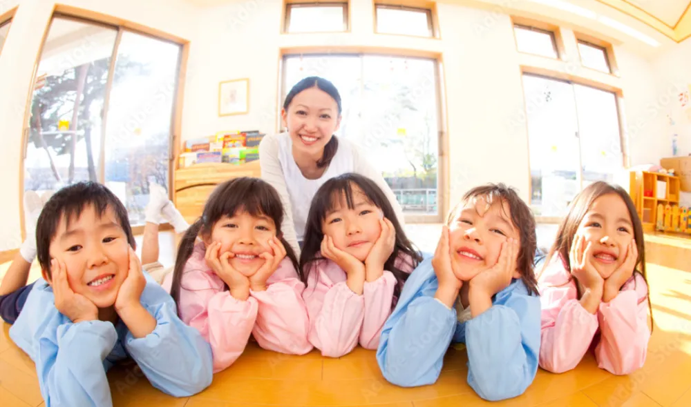 【横浜市港北区】住宅補助＆家族手当あり！年間休日120日・残業ゼロ目標◎大手グループ運営で「心に余裕」が持てる小規模保育（正職員）