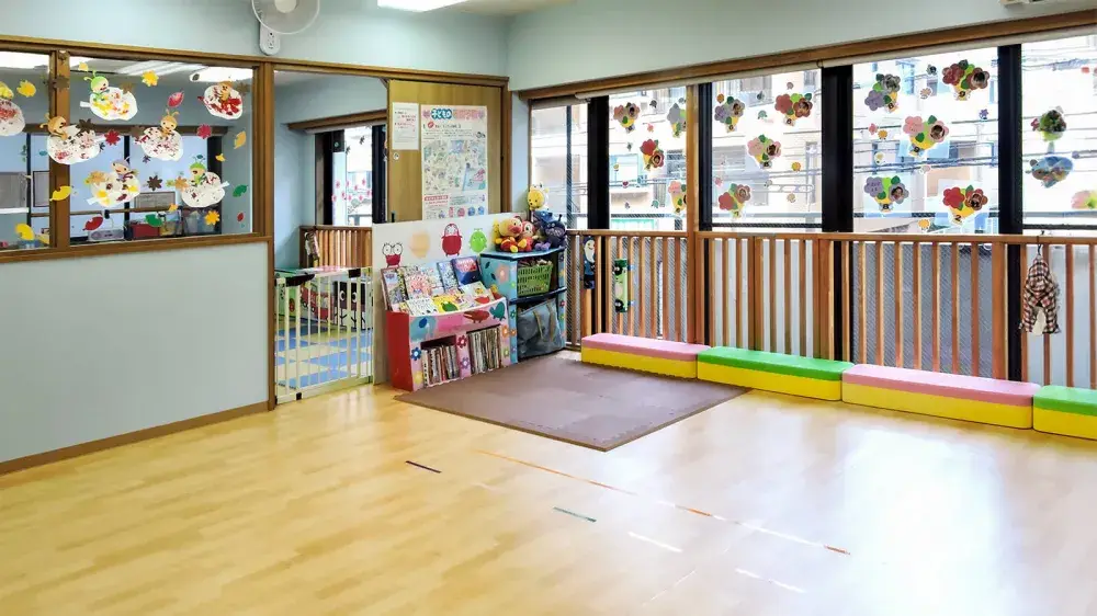 専門家設計の安心安全の保育室