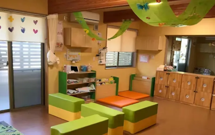 子どもたちが安全に体を動かせるように しています。